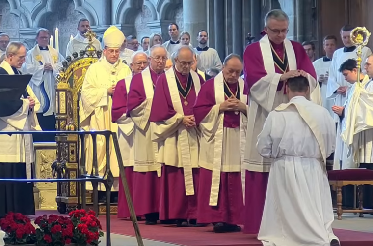 26-Jähriger im Bamberger Dom zum Priester geweiht