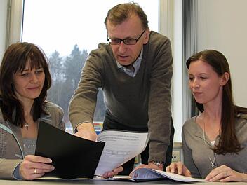 Sie arbeiten künftig eng zusammen (von links): Assistentin Barbara Meyer, Regionalmanager Willi Fehn und der neue Zukunftscoach, Gabriele Riedel.