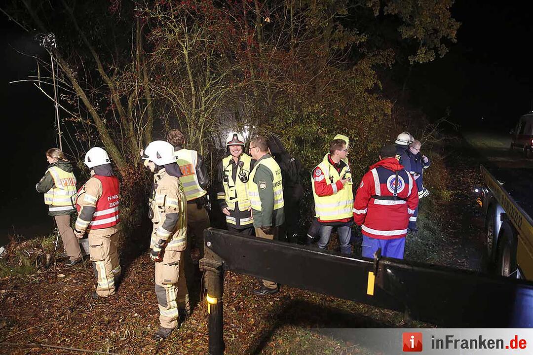 Pkw rollt bei Theres in Main: 23-Jährige stirbt