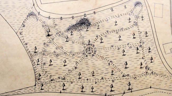 Im Stadtarchiv befindet sich diese 100 Jahre alte Skizze. Hier wird skizziert, wie der alte Viehmarkt in eine Grünanlage umgewandelt werden könnte. Einige Abschnitte des hier aufgezeigten Wegenetzes gibt es bis heute. Plan: Stadtarchiv Münnerstadt