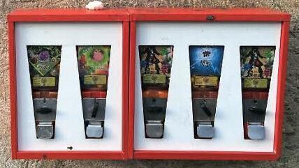 Diese Automaten warten in Bad Kissingen in der Steinstraße auf Kundschaft.  Foto: Lüdeke