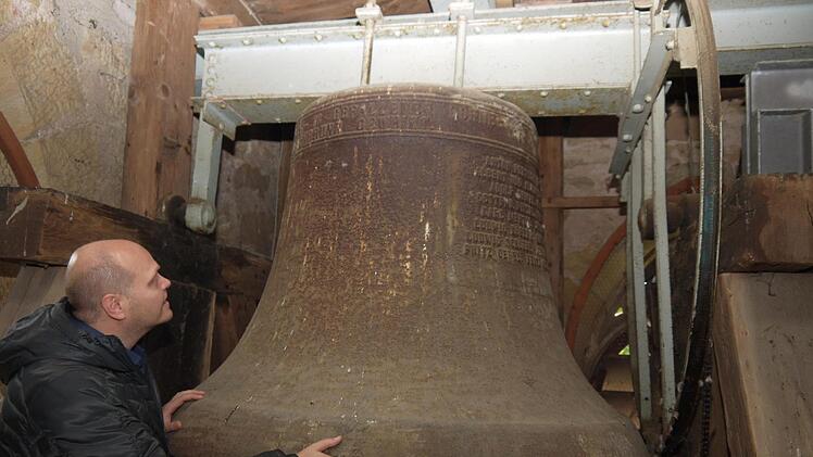 Der Abschied naht:  Die  alten Glocken der Gleußener Kirche werden wohl rund um die Weihnachtszeit zum letzten Mal schlagen. Im Laufe des  Frühjahrs kommen dann die neuen Bronzeglocken  hoch in die Kirchturmspitze.Berthold Köhler