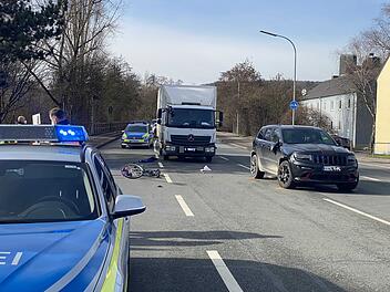 Forchheim: Radfahrer nach Kollision mit Auto schwer verletzt