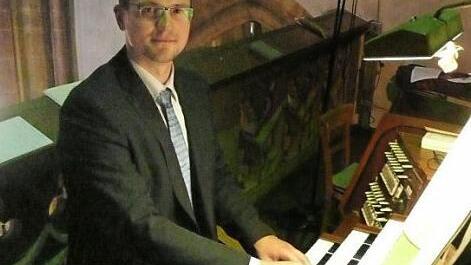 Der Orgnaist Aleš Nosek kommt nach Sambach. Foto: privat