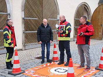Bei der offiziellen Übergabe (von links): Guido Denner, Michael Kastl, Robert Müller und Christian Grünberg. Foto: Thomas Malz
