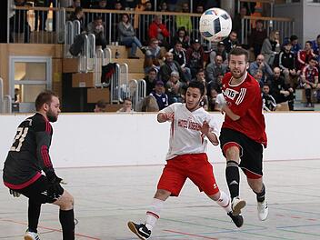 Am Sonntag wird in der Burgebracher Windeckhalle wieder scharf geschossen  - diesmal aber ohne Rundumbande.Foto: sportpress