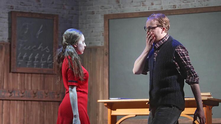Szene aus Leos Janáceks Oper "Das schlaue Füchslein" am Landestheater Coburg. Foto: Henning Rosenbusch
