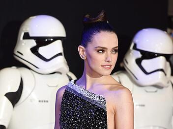 Morbus Basedow: Daisy Ridley spricht über ihre Schilddrüsenerkrankung Morbus Basedow: Daisy Ridley spricht über ihre Schilddrüsenerkrankung