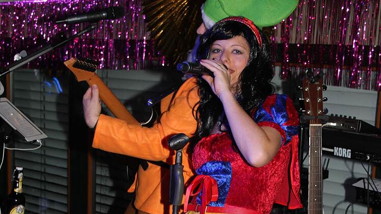 Weiberfasching in Stadtsteinach. Foto: Sonja Adam