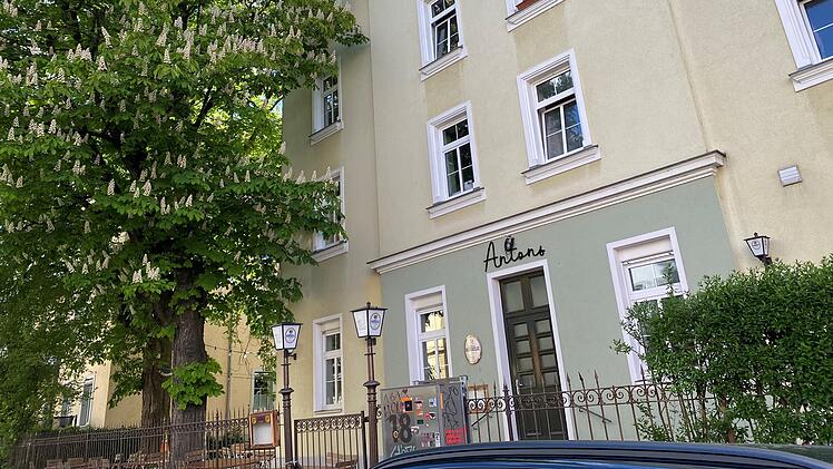 "Einfach nur traurig" - Geliebter Augsburger Traditionsbiergarten muss nach Klage eines Nachbarn schließen