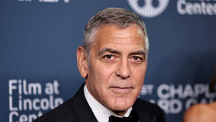 Schauspieler George Clooney hat angek&uuml;ndigt, sich k&uuml;nftig verst&auml;rkt auf Projekte abseits der Kameras zu konzentrieren.