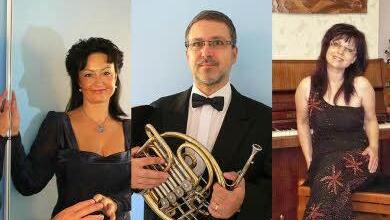 Radka Kyralova (Mezzosopran), Tomas Kyral am Horn und Vera Trojanova am Klavier gastieren am Samstag im Staatsbad. Foto: Jiri Kotrba