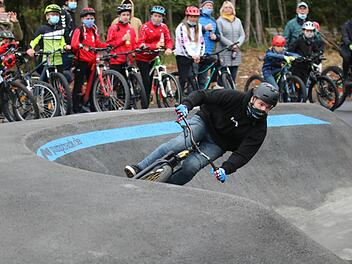 Einweihung des Pumptracks in Wildflecken. Foto: Sebastian Schmitt