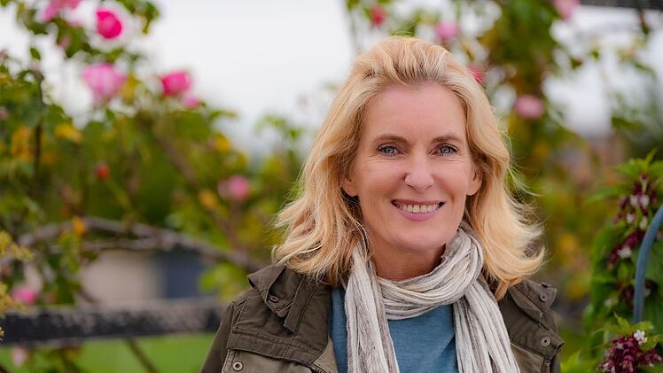 In der aktuellen Ausgabe von "Erlebnis Erde" reist Schauspielerin Maria Furtw&auml;ngler durch die G&auml;rten Deutschlands.