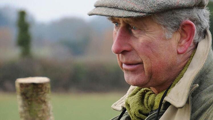 "Der Bauer und sein Prinz" - in der Dokumentation über seine ökologisch bewirtschaftete Duchy Home Farm spielt der britischen Thronfolger Prinz Charles eine Hauptrolle.  Foto: Zoom Medienfabrik