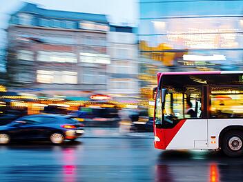 Am Freitag (25.09.2020) sollen in drei fränkischen Städte die Busfahrer ihre Arbeit niederlegen.