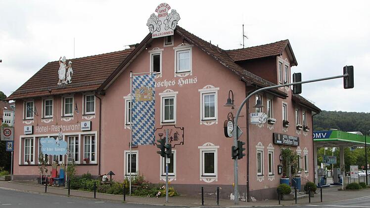 Das Deutsche Haus liegt an zentraler Stelle in Bad Brückenau. Foto: Ulrike Müller