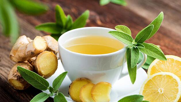 Egal ob  hei&szlig; oder kalt: Ingwerwasser eignet sich hervorragend bei einer Di&auml;t. Es hilft beim Abnehmen. Symbolbild: Barbara Herbst
