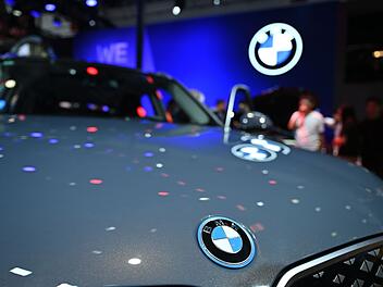 BMW korrigiert Gewinnerwartungen