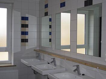 Die sanitären Anlagen im Kronacher Schullandheim wurden komplett erneuert. Foto: Heike Schülein