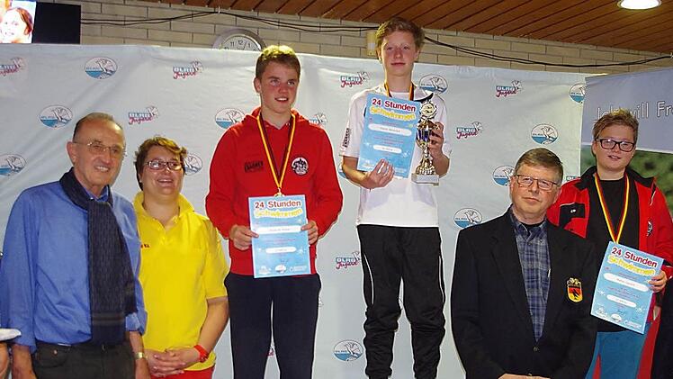 24-Stunden-Schwimmen im Crana Mare Kronach. Foto: Heike Sch&uuml;lein