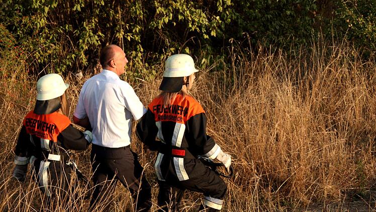 Szenen unangekündigten Übung der Feuerwehren Weisendorf und Großenseebach am Donnerstag, 20. September. Foto: Richard Sänger