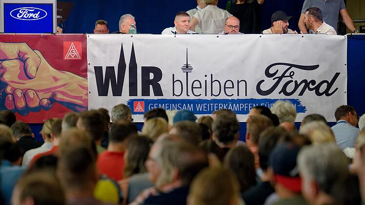Mitarbeiterversammlung bei den Kölner Ford-Werken
