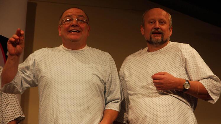 Reinhard Potzner und Ernst Strian (r.) beim Vortrag