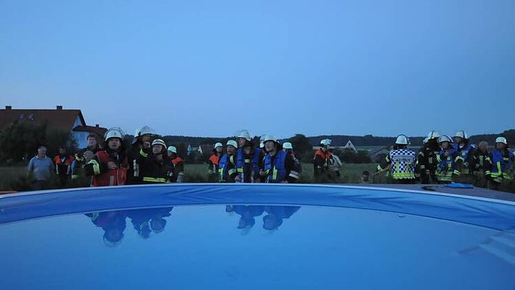 Die Bauweise des Hauses erschwerte die Löscharbeiten in Burgstall. Foto: Roland Meister