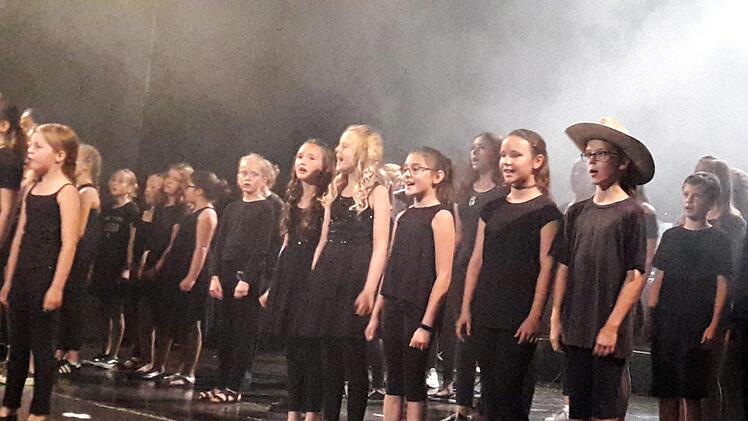 Kissinger Sommer Parade im Kurtheater von Bad Kissingen. Hartmut Hessel