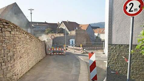 Die Engstelle soll für den Durchgangsverkehr gesperrt werden.