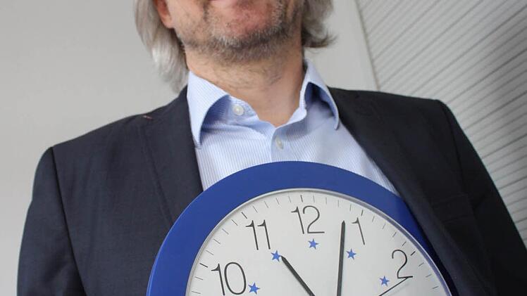 Michael Wieden ist davon überzeugt, dass das Leben nach innerer Uhr viele Vorteile bringt.  Foto: Robert Huger