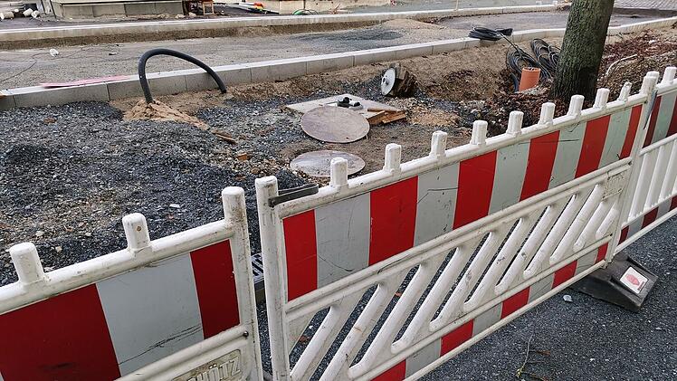 Beiersdorf bei Coburg: Wegen Rohrleitung - Schlo&szlig;berg ab Montag gesperrt