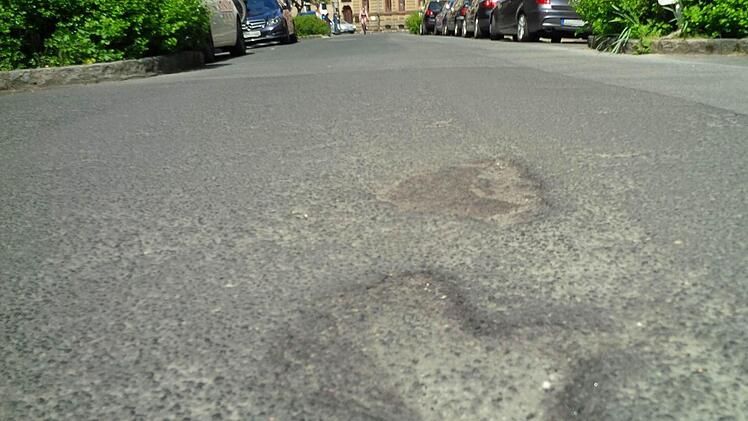 Herzog-Max-Straße in Bamberg: Auch hier gibt es Schlaglöcher. Foto: Sebastian Martin