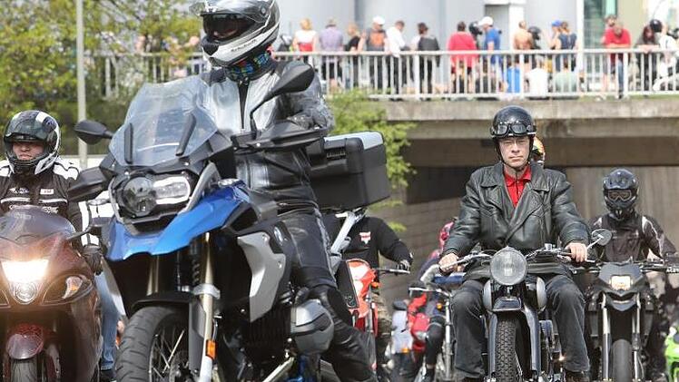 Der Korso durch die Stadt war beeindruckend. Foto: Barbara Herbst