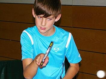 Das zwölfjährige Ausnahmetalent und Sohnemann Bastian Herbert überzeugte mit vier Zählern im zweiten Etwashäuser Team auf Bezirksebene. Foto: Krumpholz