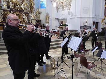 Besinnliche Klänge unterschiedlicher Instrumente waren bei dem Konzert in der Basilika in Gößweinstein zu hören.  Fotos: Thomas Weichert
