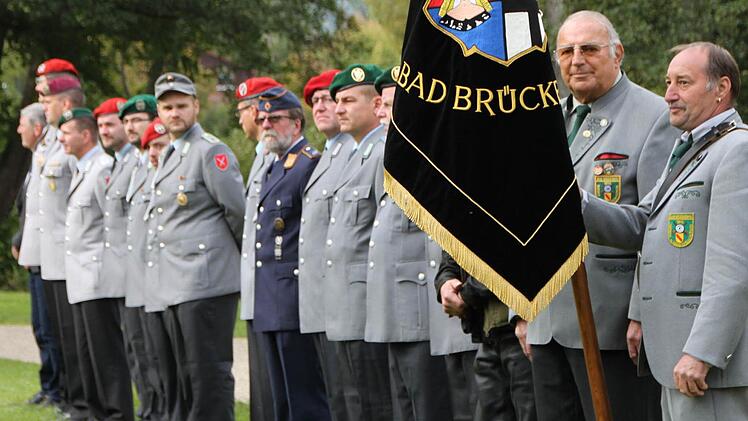 Feierliche Zeremonie zum 40-jährigen Bestehen der Reservistenkameradschaft Bad Brückenau Foto: Ulrike Müller