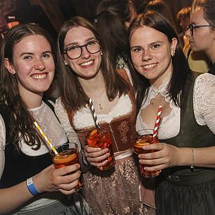 Mit der Partyband "Popnach8"!