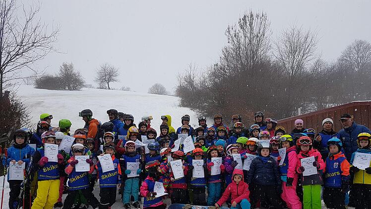 Einen rundum gelungenen Kinder Ski- und Snowboardkurs hat der WSV Oberweißenbrunn am Skilift Arnsberg durchgeführt.  Foto: Marion Eckert