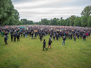 5000 Menschen bei George Floyd Demo in Nürnberg
