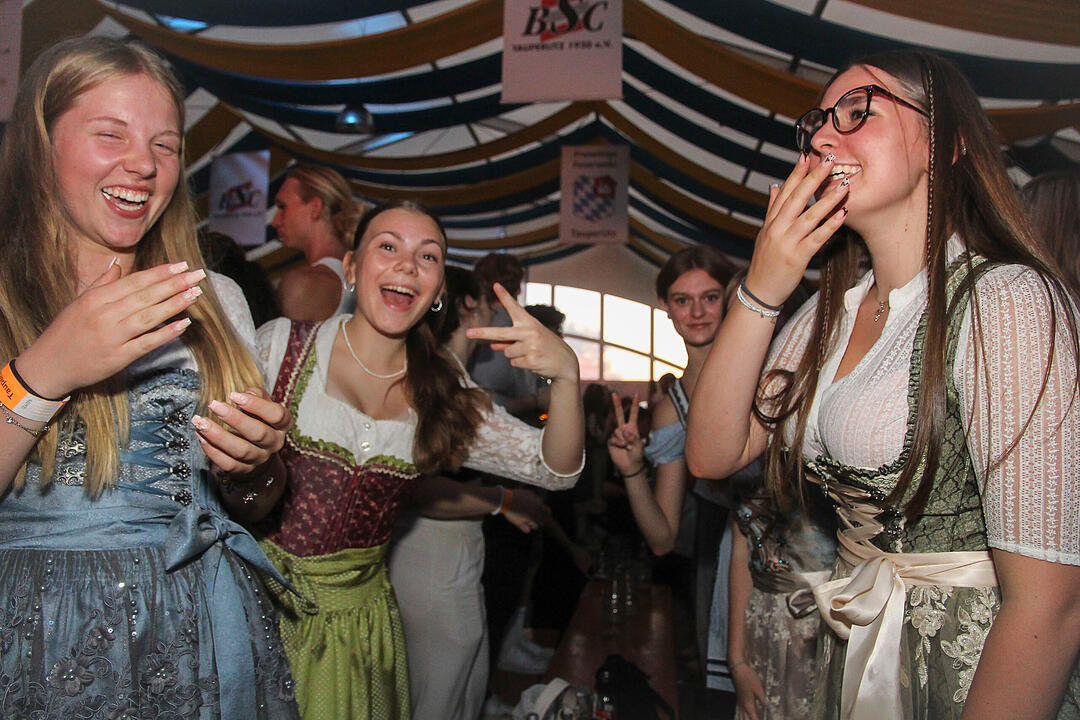 Super Stimmung beim Tauperlitzer Seefest!