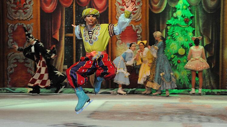 Ein visueller, künstlerischer und sportlicher Genuss: die Nussknacker-Aufführung des St. Petersburger Staatsballetts on Ice.