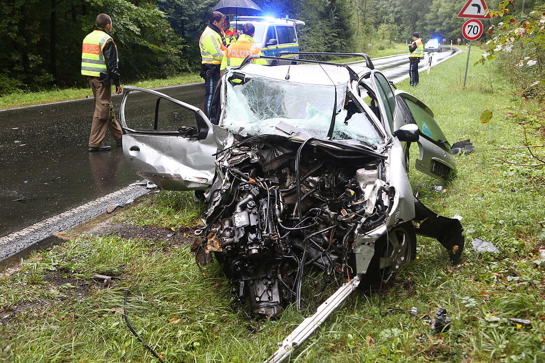 Tödlicher Auto-Zusammenstoß in Oberhaid im Landkreis Bamberg