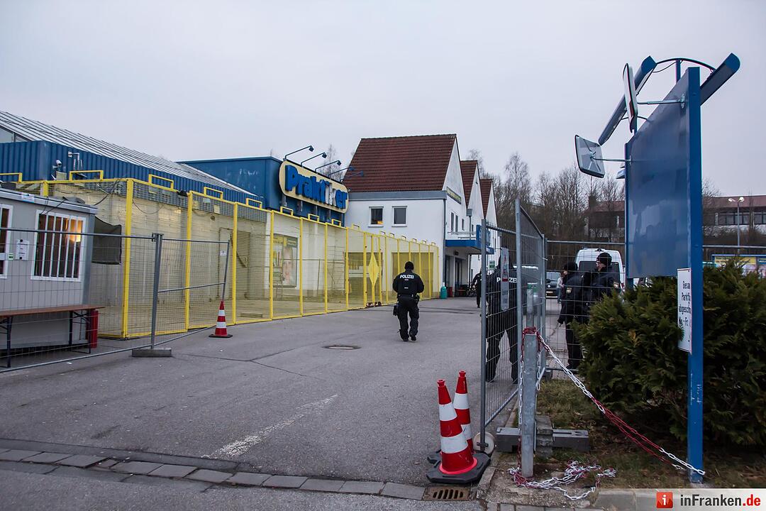Razzia in Unterkunft für Asylbewerber in Zirndorf