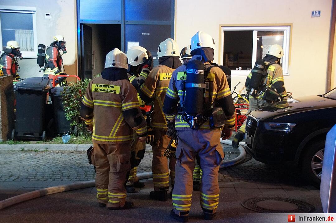 Neun Verletzte bei Brand in Asylunterkunft