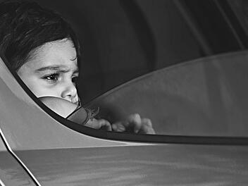 Ein Achtj&auml;hriger baute einen Unfall mit dem Auto seiner Eltern. Symbolfoto: MabelAmber/pixabay.com