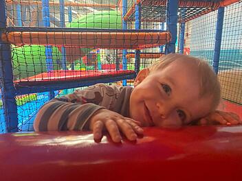 Charlie (3) aus Bamberg schwer erkrankt - Mutter steht vor Mammutaufgabe