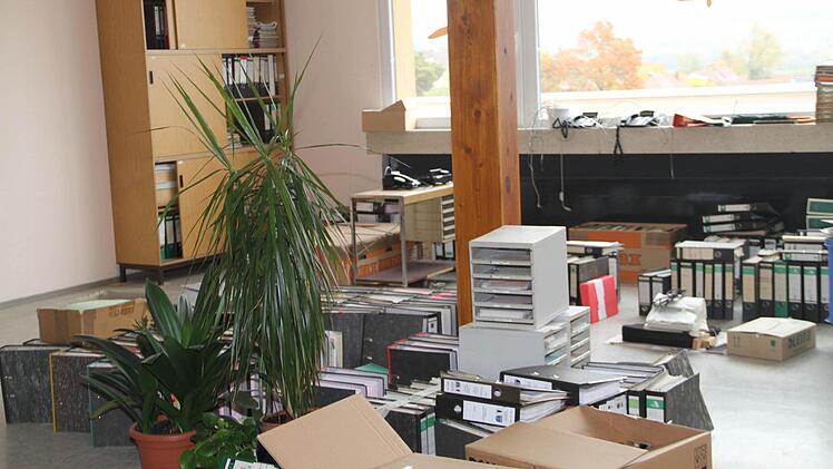 Im Schulgebäude steht alles bereit für den Umzug ins historische Rathaus.