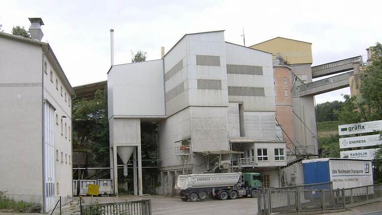 Das Betriebsgelände des Steinbruchs bei Gräfenberg. Foto: Petra Malbrich